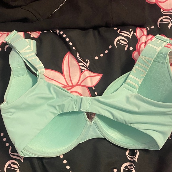 Victoria's Secret mint green Bra - Picture 7 of 7